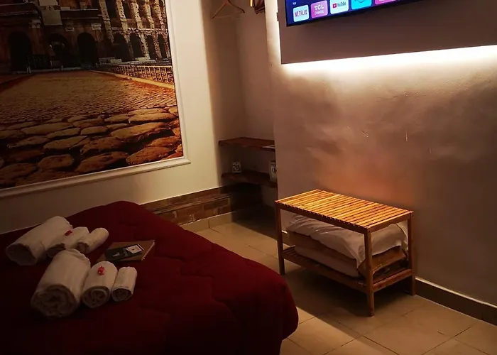 Emperooms בית הארחה 4*